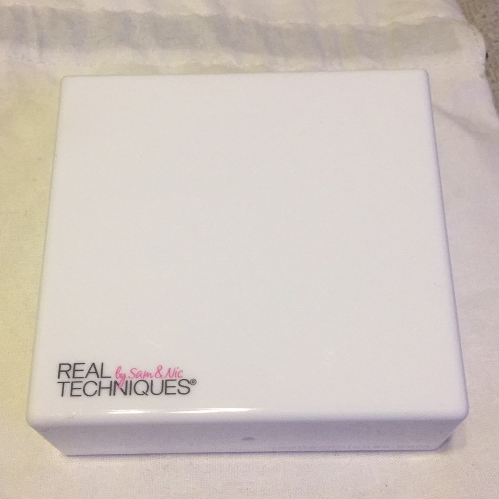 Real techniques makeup brush holder+case